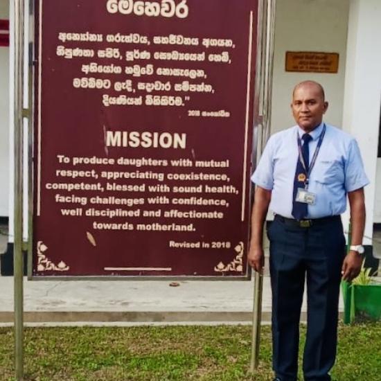 Royal Eagles Security Services (Pvt) Ltd is a premier security services provider based in Sri Lanka, committed to delivering top-tier security solutions to commercial, industrial, residential, and government establishments.